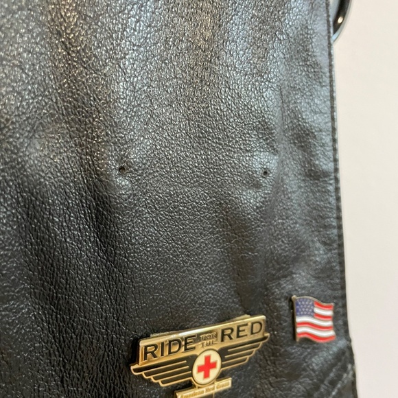 Harley-Davidson Patches and Pins Leather Vest Size Medium - Picture 6 of 9